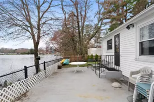 2444 Hartford Ave, Johnston, RI 02919 - Photo 22