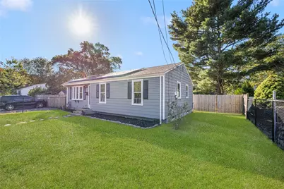 74 Stephens Avenue, Warwick, RI 02886 - Photo 2