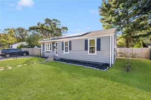 74 Stephens Ave, Warwick, RI 02886 - Photo 22
