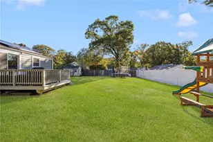 74 Stephens Ave, Warwick, RI 02886 - Photo 18