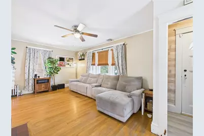 55 Philmont Avenue, Cranston, RI 02910 - Photo 6