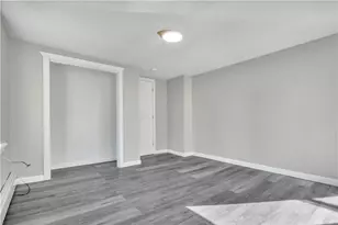 43 Jenkins St, Providence, RI 02906 - Photo 30