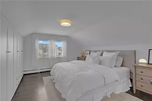 42 Victoria Ave, Cranston, RI 02920 - Photo 14