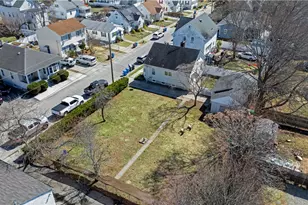42 Victoria Ave, Cranston, RI 02920 - Photo 28