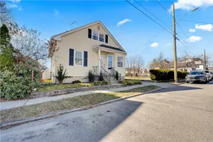 42 Victoria Ave, Cranston, RI 02920 - Photo 18