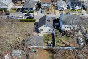 42 Victoria Ave, Cranston, RI 02920 - Photo 30