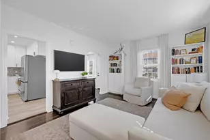 42 Victoria Ave, Cranston, RI 02920 - Photo 8
