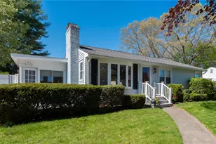47 Amsterdam Ave, Warwick, RI 02889 - Photo 2