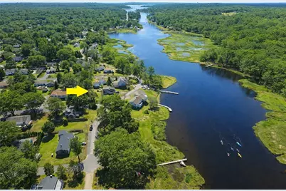 117 Circuit Drive, Narragansett, RI 02882 - Photo 8