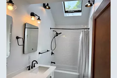 61 East Bowery Street #2, Newport, RI 01840 - Photo 22