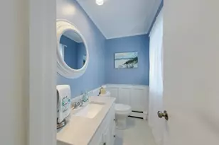 61 Clinton St, Newport, RI 02840 - Photo 12