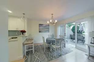 61 Clinton St, Newport, RI 02840 - Photo 8