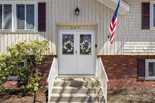 245 Trent Ave, Warwick, RI 02889 - Photo 6