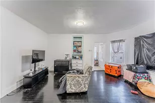 115 Hughes Ave, Pawtucket, RI 02861 - Photo 46