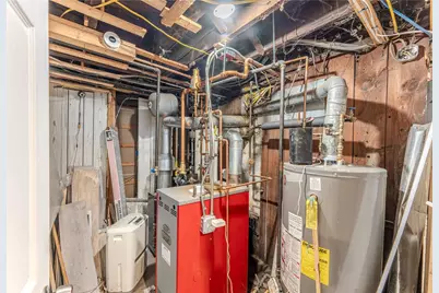 115 Hughes Avenue, Pawtucket, RI 02861 - Photo 20