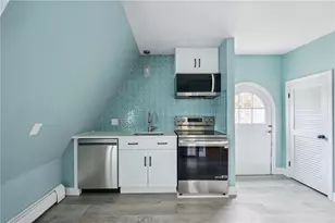 450 Ocean Rd, Narragansett, RI 02882 - Photo 10