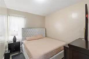 30 Pekin St, Providence, RI 02908 - Photo 22