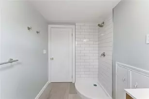 175 Oakland Ave, Cranston, RI 02910 - Photo 42