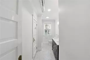 82 High St, Bristol, RI 02809 - Photo 16