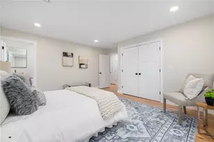2907 Post Rd, Warwick, RI 02886 - Photo 18