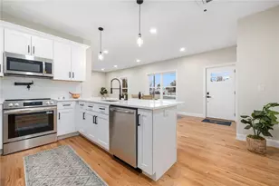 2907 Post Rd, Warwick, RI 02886 - Photo 8