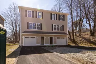 40 Farnum Pike, Smithfield, RI 02917 - Photo 2