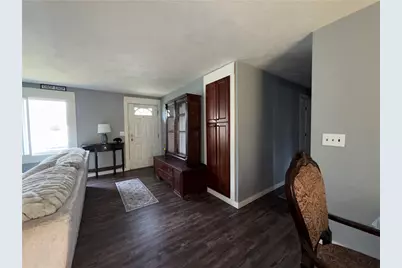 24 Johnson Avenue, Warwick, RI 02886 - Photo 4