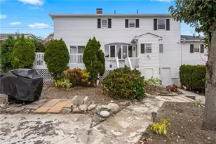 446 Budlong Rd, Cranston, RI 02920 - Photo 46