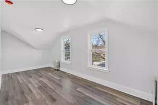 52 Sumner Ave, Cranston, RI 02920 - Photo 18