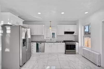 52 Sumner Avenue, Cranston, RI 02920 - Photo 8