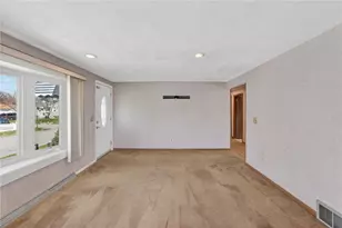 88 Bly St, Warwick, RI 02888 - Photo 10