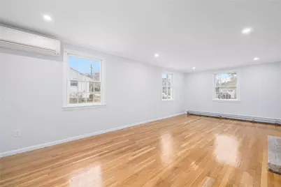 4 Longmeadow Avenue, Middletown, RI 02842 - Photo 12