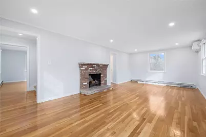 4 Longmeadow Avenue, Middletown, RI 02842 - Photo 10