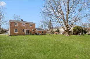 4 Longmeadow Ave, Middletown, RI 02842 - Photo 34