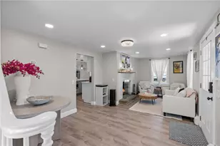 53 Baycliff Dr, Warwick, RI 02818 - Photo 18