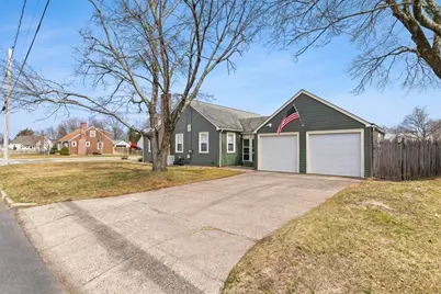 49 Cove Street, Pawtucket, RI 02861 - Photo 6