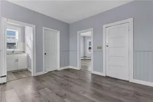 78 Old Oak Ave, Cranston, RI 02920 - Photo 10