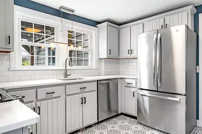 28 Rosegarden Street, Warwick, RI 02888 - Photo 10