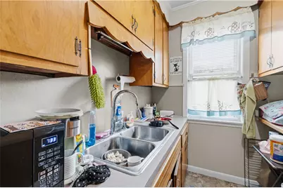 55 Lyman Avenue, North Providence, RI 02911 - Photo 10