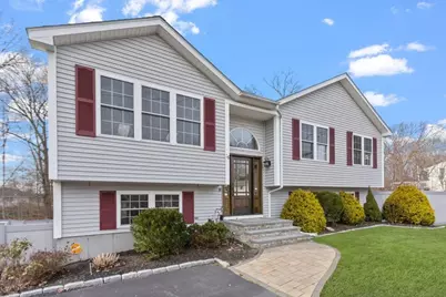 26 Setian Lane, West Warwick, RI 02893 - Photo 2