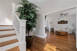 2037 Cranston St, Cranston, RI 02920 - Photo 22