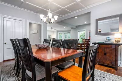 390 Woodruff Avenue, South Kingstown, RI 02879 - Photo 8