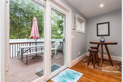 390 Woodruff Avenue, South Kingstown, RI 02879 - Photo 10