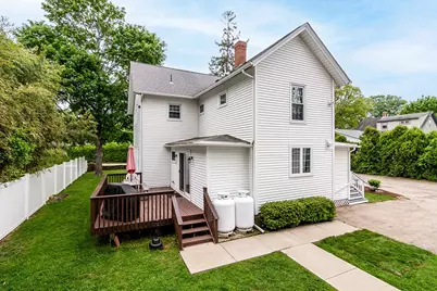 390 Woodruff Avenue, South Kingstown, RI 02879 - Photo 32