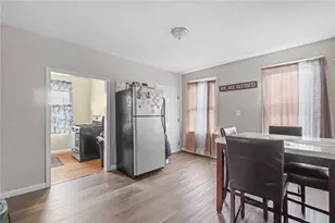 35 Sterling Ave, Providence, RI 02909 - Photo 10