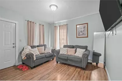 35 Sterling Avenue, Providence, RI 02909 - Photo 4