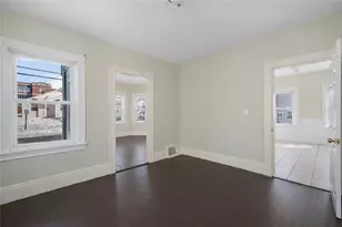 40 Norfolk St, Cranston, RI 02910 - Photo 6