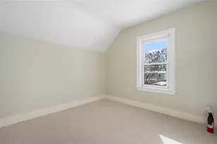 40 Norfolk St, Cranston, RI 02910 - Photo 10