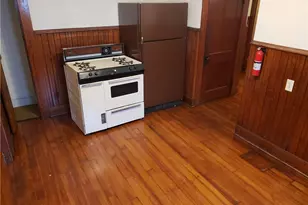 36 Roberts St, Woonsocket, RI 02895 - Photo 6