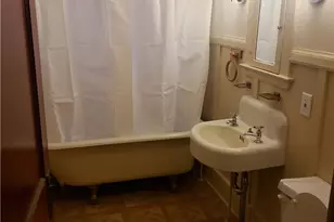 36 Roberts St, Woonsocket, RI 02895 - Photo 8